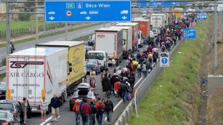 Austria, speriată de valul migranţilor! Măsuri de protecţie sporite la granițe