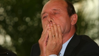 Băsescu, urmărit penal pentru spălare de bani