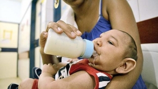 Bebeluși născuți în SUA cu malformații asociate Zika