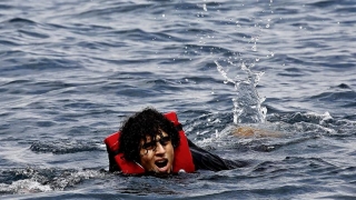 Cel puţin 33 de imigranţi au murit în Marea Egee