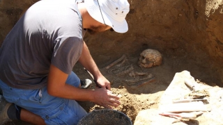 Exclusiv! Morminte vechi de peste 1.500 de ani, descoperite la Constanța