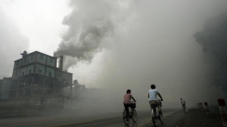 China vrea să reducă din poluare diminuând producţia de oțel și aluminiu?