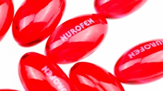 Compania care fabrică Nurofen, acuzată de înșelăciune la adresa consumatorilor