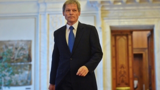 Premierul Dacian Cioloş, huiduit la Iaşi