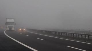 Atenție, șoferi! Trafic în condiții de ceață pe Autostrada Soarelui!