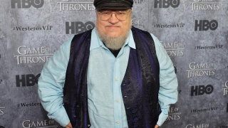 George R.R. Martin, autorul seriei ”Game of Thrones”, a anunţat că nu a murit