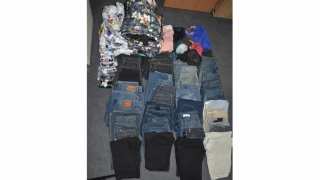 Haine contrafăcute confiscate de polițiștii constănțeni