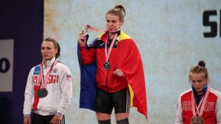 Halterofilii români au cucerit 17 medalii la Europenele de la Split