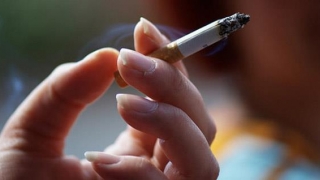 INTERZIS la vânzarea ţigărilor la chioşcuri de lângă şcoli şi instituţii medicale