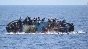 80 de imigranți s-au înecat în Marea Mediterană