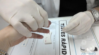 În Brazilia se vând teste HIV în farmacii
