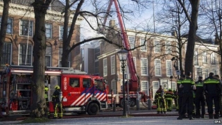 Incendiu la sediul viitoarei ambasade a SUA din Olanda