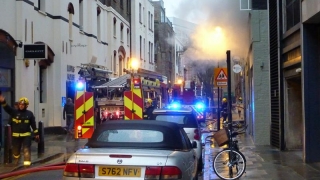Incendiu puternic la un șantier din estul Londrei