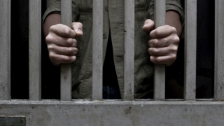 Un an de închisoare pentru conducere fără permis