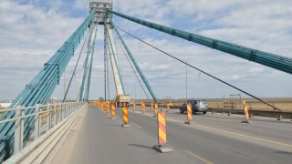 Pe podul de la Agigea, circulație blocată în continuare. Mai multe porţiuni de drum din țară, închise