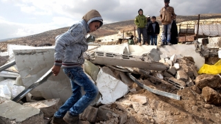 Israelul a distrus mai multe panouri solare şi locuinţe în Cisiordania