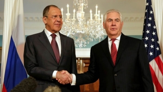Lavrov către Tillerson: SUA să-l lase în pace pe Bashar al-Assad