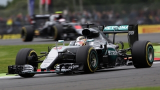 Lewis Hamilton va pleca din pole position în cursa de la Silverstone