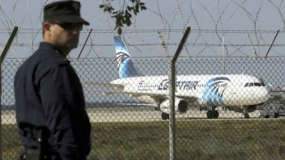 Luare de ostatici cu final fericit pe aeroportul din Larnaca