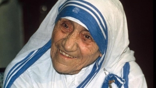 Maica Tereza va fi canonizată la 4 septembrie
