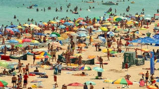 Mai mulți turiști pe litoral în această vară!