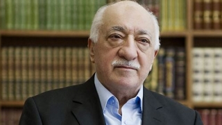 Mandat emis de turci pentru arestarea clericului musulman Fethullah Gulen