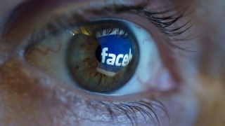 Mare atenție la ce postați pe Facebook! Angajatorii vă spionează profilul