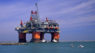 Miliarde de metri cubi de gaze naturale, descoperiţi în Marea Neagră