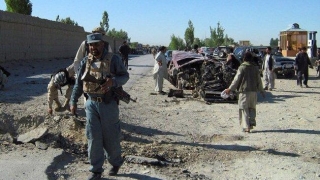 Atentat sinucigaș în Afganistan. Peste 11 morţi