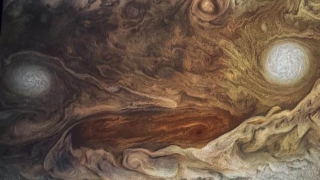 NASA: Imaginea săptămânii - Jupiter zâmbeşte