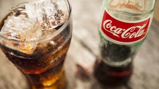 Coca-Cola, mai bătrână decât România!