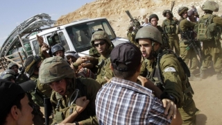 Doi palestinieni uciși după ce au rănit un colonist în Cisiordania