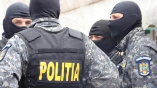 Șeful Poliţiei Bârlad plasat sub control judiciar, într-un dosar privind infracțiuni de serviciu