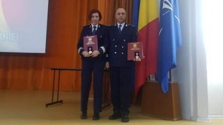 Doi polițiști constănțeni,  premiați cu ,,Emblema de onoare a Ministerului Afacerilor Interne”