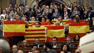 Comuniștii catalani atacă Madridul