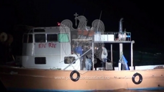 Pescador turcesc reținut de polițiști! Suspecții braconau în Marea Neagră!