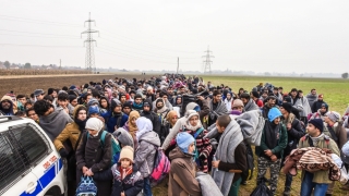 Peste 110.000 de refugiaţi au sosit în Europa, din ianuarie