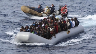 Peste 1.300 de imigranţi au ajuns în Italia pe Mediterană în 24 de ore