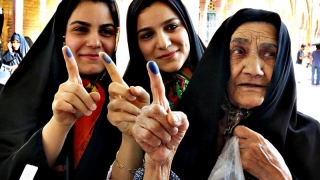 Peste 580 de femei participă la alegerile legislative din Iran