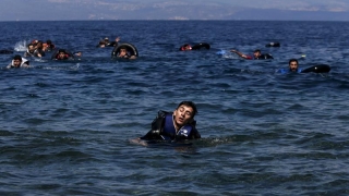 Peste 800 de imigranţi salvaţi din Mediterană de poliţiştii români de frontieră