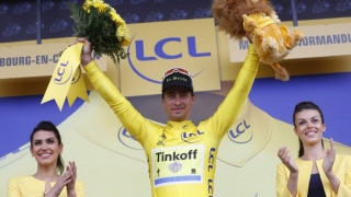 Peter Sagan a câştigat etapa a doua din Turul Franţei și a preluat tricoul galben