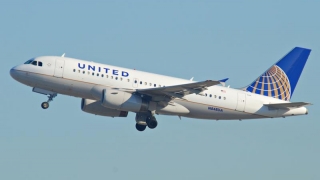 Piloţi United Airlines, arestaţi în stare de ebrietate pe aeroportul din Glasgow