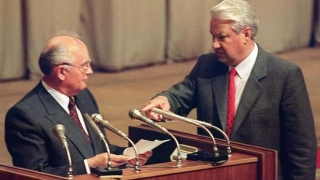 Politicile lui Gorbaciov şi Elţîn, declarate „criminale“ prin lege?