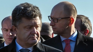 Poroșenko cere demisia premierului ucrainean