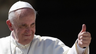 Premieră absolută la Vatican: Papa se apucă de actorie!