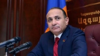 Premierul Armeniei şi-a anunţat demisia