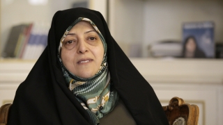 Președintele iranian a cedat. Trei femei fac parte din noul Cabinet
