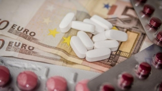 Producătorii de medicamente solicită eliminarea taxei clawback