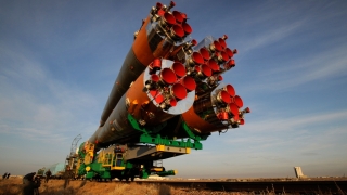Racheta Soyuz, blestemată? Lansare amânată pentru a treia oară
