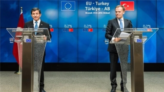 Turcia propune reevaluarea acordului cu UE privind imigrația